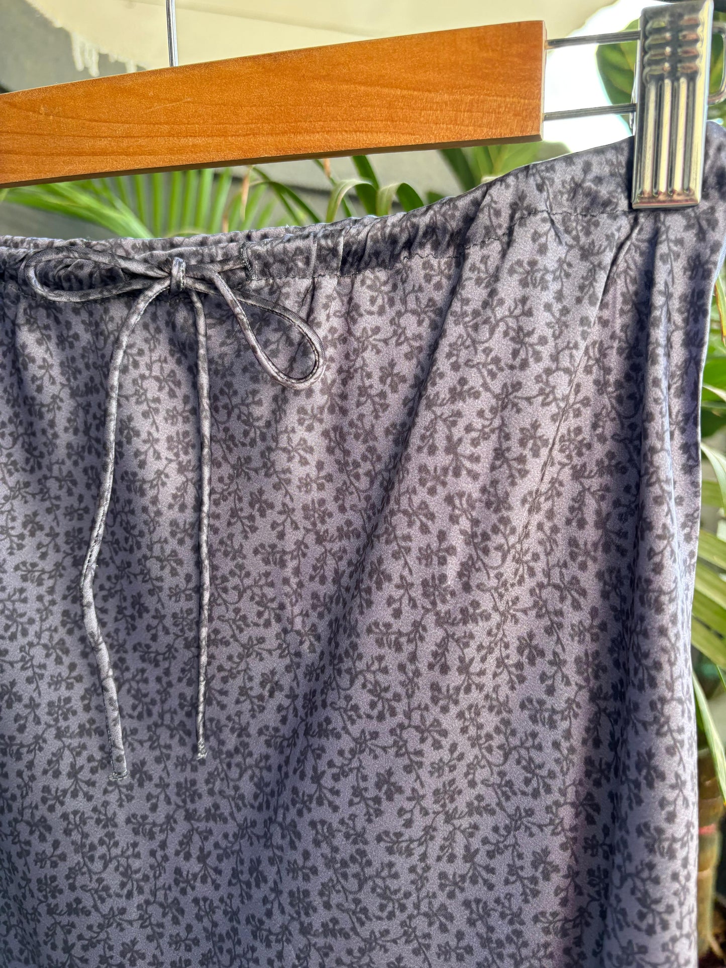 Grey satin Skirt
