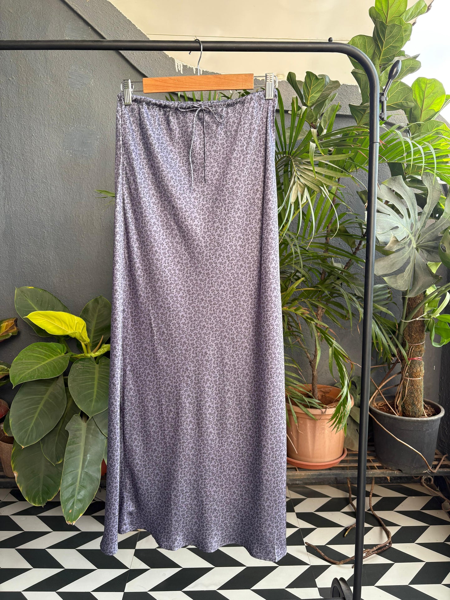 Grey satin Skirt