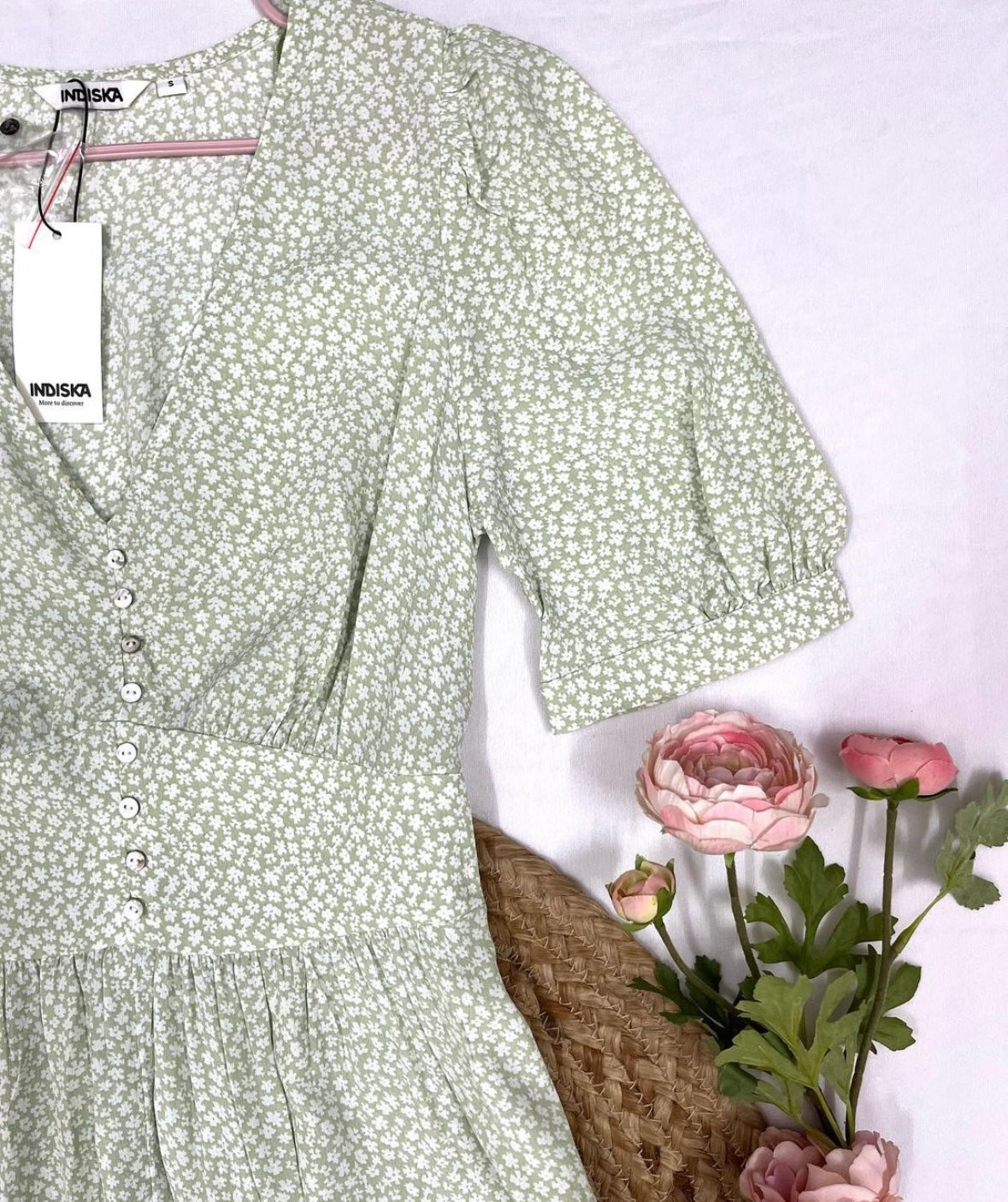 Floral mint green midi dress